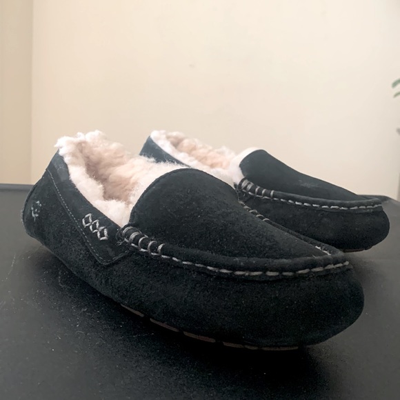 UGG ANSLEY BLACK SILKE SUEDE MOCCASIN  SLIPPERS - Picture 2 of 10